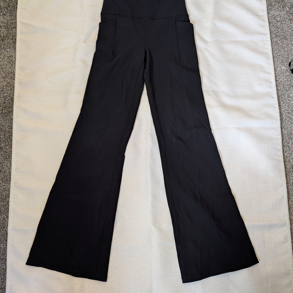 Athleta Ribbed Flared Leggings With Pockets Black